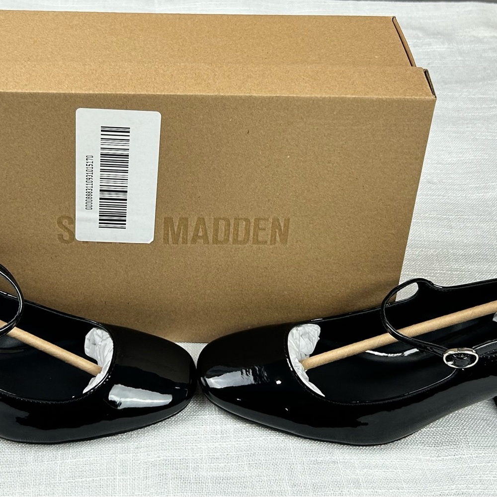 NWB/NEW Mary Jane: Steve Madden “Hawke” Kitten Heel Mary Jane for Fall